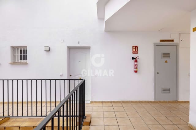 1 bedroom Studio for sale in La Trinidad, Málaga city with garage - € 190,000 (Ref: 9414826)