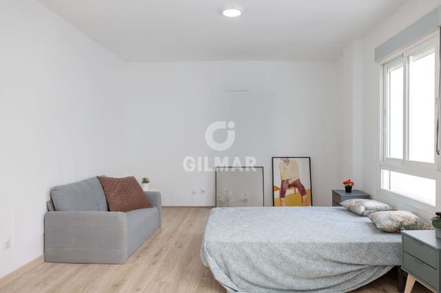 1 bedroom Studio for sale in La Trinidad, Málaga city with garage - € 190,000 (Ref: 9414826)