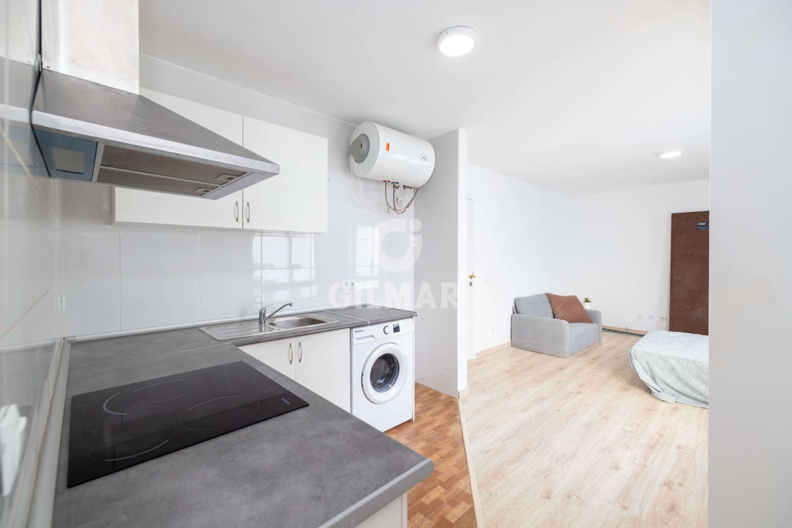 1 sovrum Studio till salu i Malaga stad med garage - 190 000 € (Ref: 9414826)