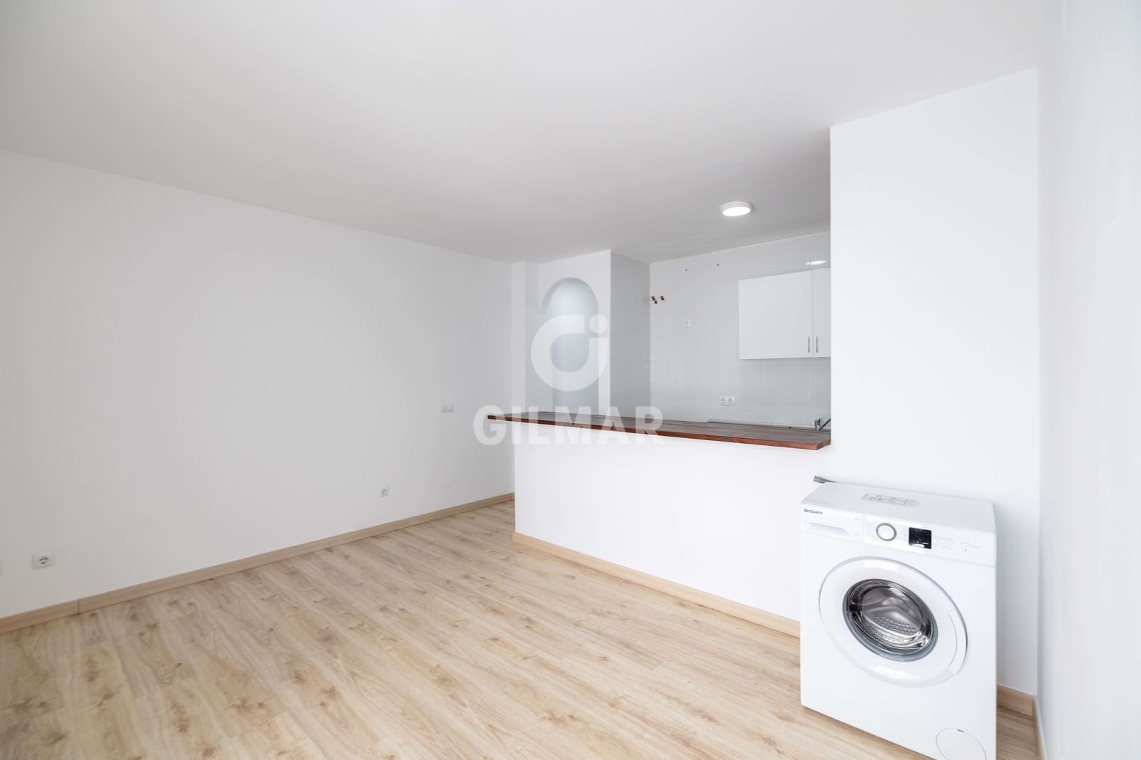 1 soverom Leilighet til salgs i Malaga by med garasje - € 215 000 (Ref: 9414827)