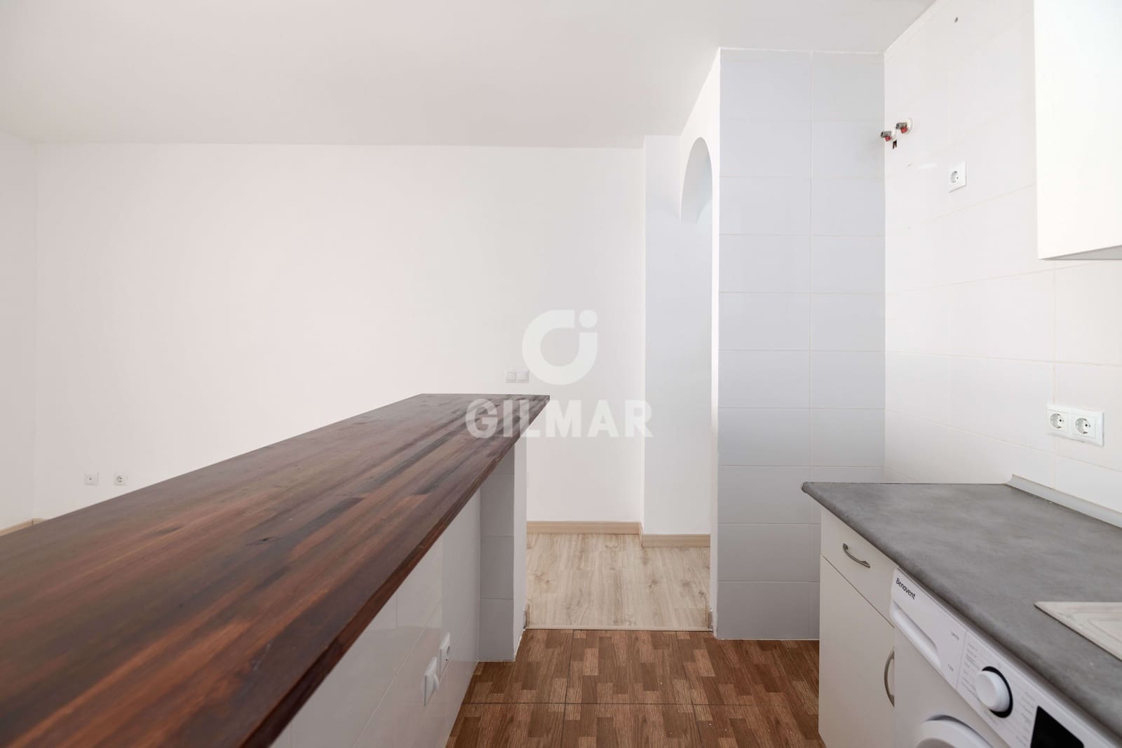 1 soverom Leilighet til salgs i Malaga by med garasje - € 215 000 (Ref: 9414827)