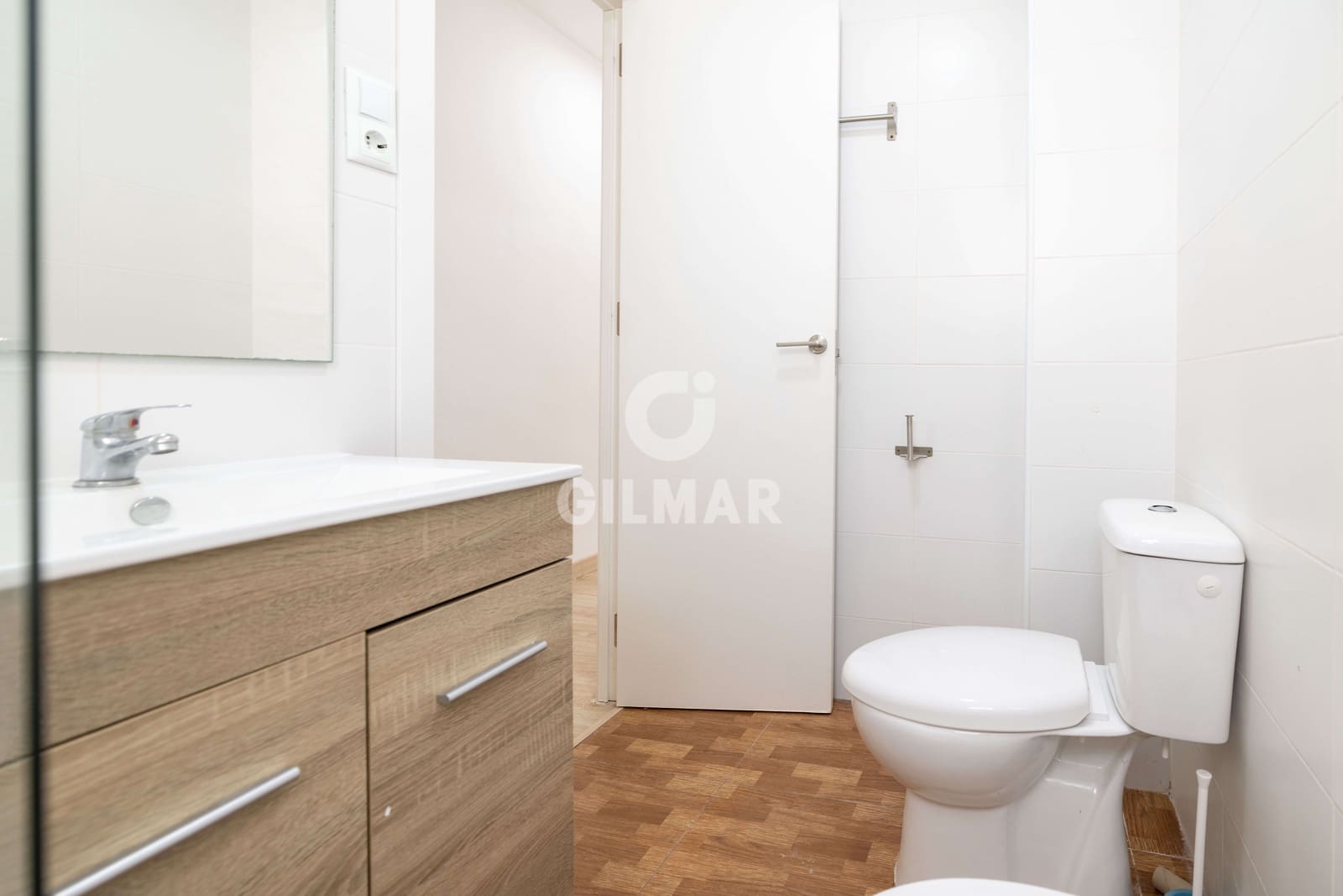 2 soverom Penthouse til salgs i Malaga by med garasje - € 380 000 (Ref: 9414828)