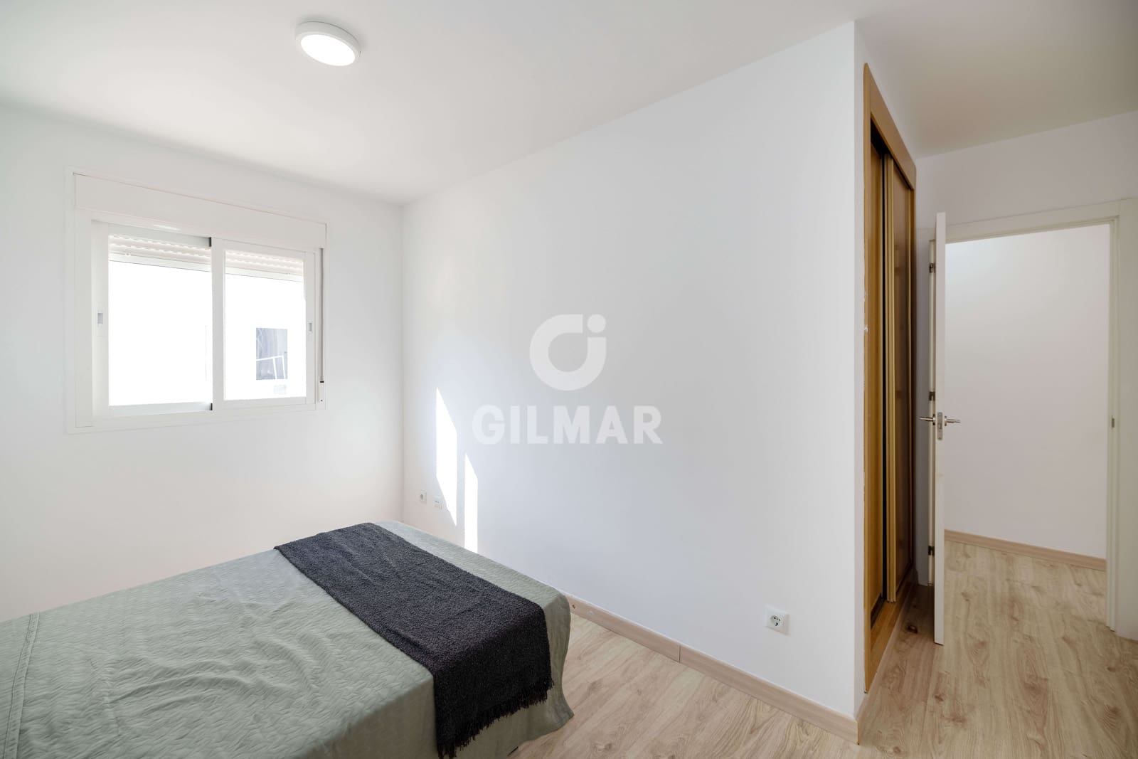 2 soverom Penthouse til salgs i Malaga by med garasje - € 380 000 (Ref: 9414828)