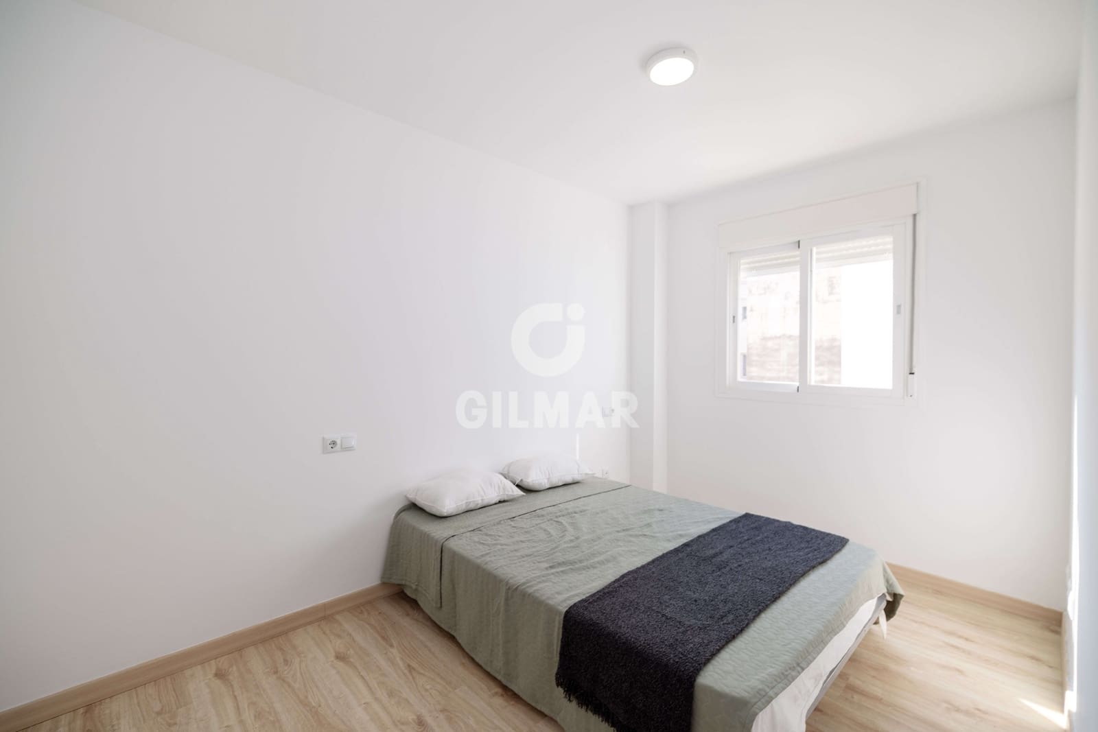 2 soverom Penthouse til salgs i Malaga by med garasje - € 380 000 (Ref: 9414828)