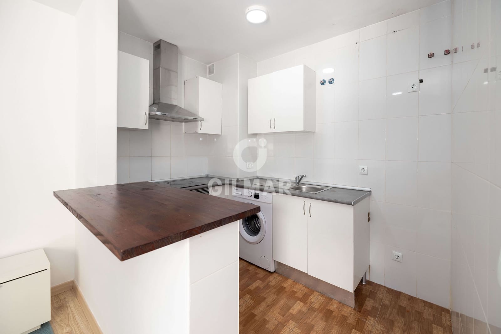 2 soverom Penthouse til salgs i Malaga by med garasje - € 380 000 (Ref: 9414828)