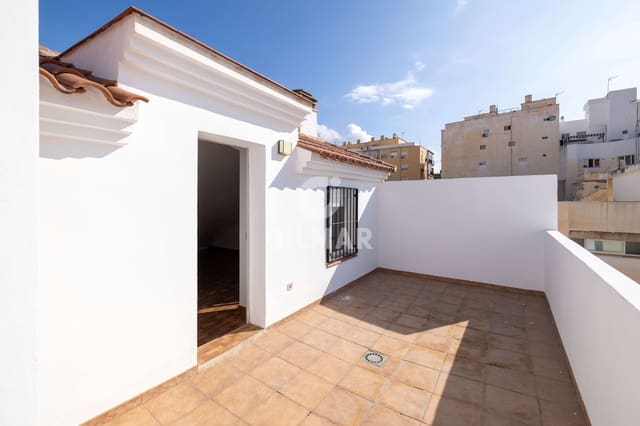 2 slaapkamer Penthouse te koop in Victoria Eugenia, Málaga stad met garage - € 380.000 (Ref: 9414828)