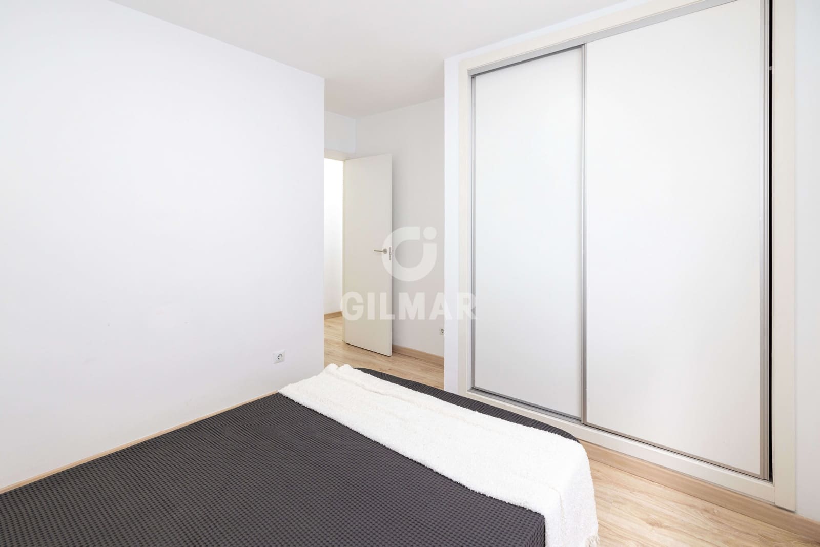 1 slaapkamer Flat te koop in Malaga stad met garage - € 205.000 (Ref: 9414829)