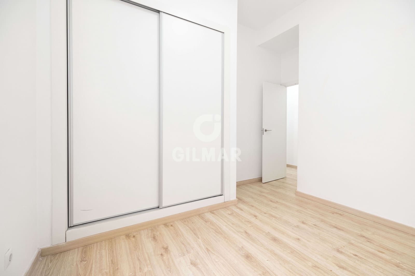 1 slaapkamer Flat te koop in Malaga stad met garage - € 205.000 (Ref: 9414830)