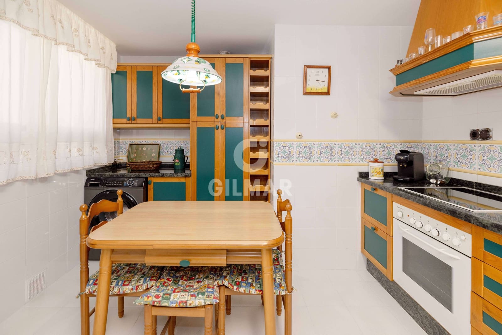 4 soveværelse Lejlighed til salg i Malaga by med garage - € 695.000 (Ref: 9414831)