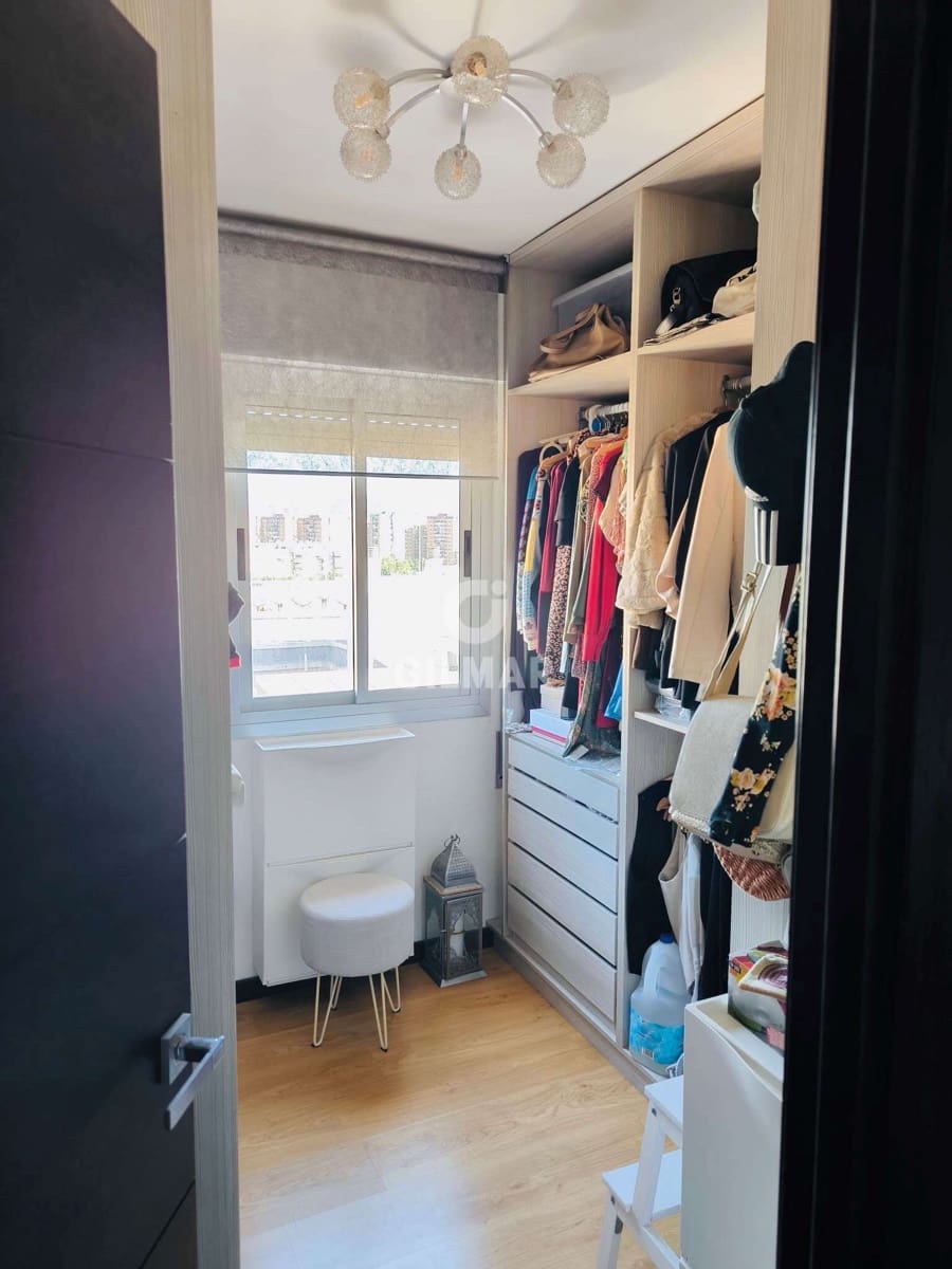 3 sovrum Lägenhet till salu i Malaga stad - 280 000 € (Ref: 9414832)