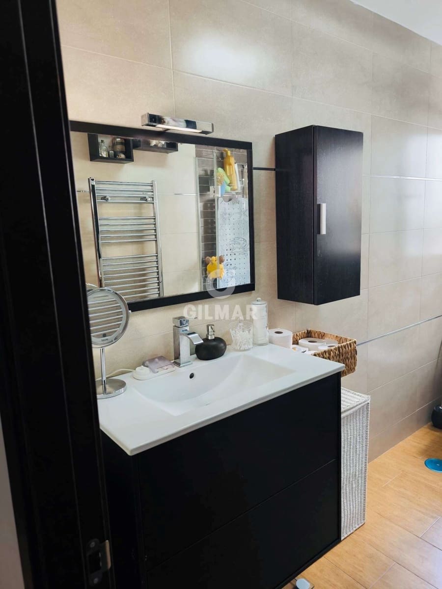 3 sovrum Lägenhet till salu i Malaga stad - 280 000 € (Ref: 9414832)