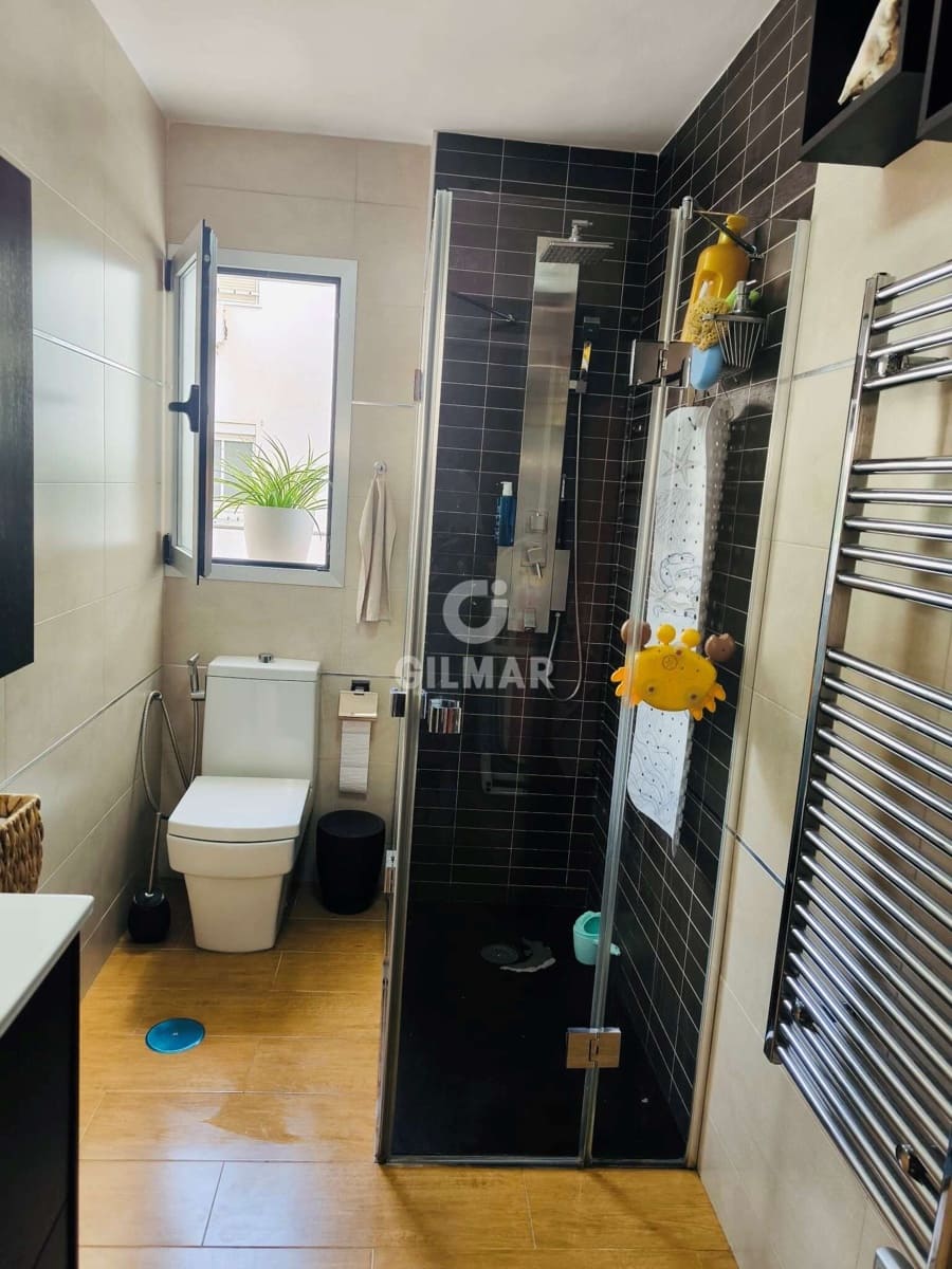 3 sovrum Lägenhet till salu i Malaga stad - 280 000 € (Ref: 9414832)