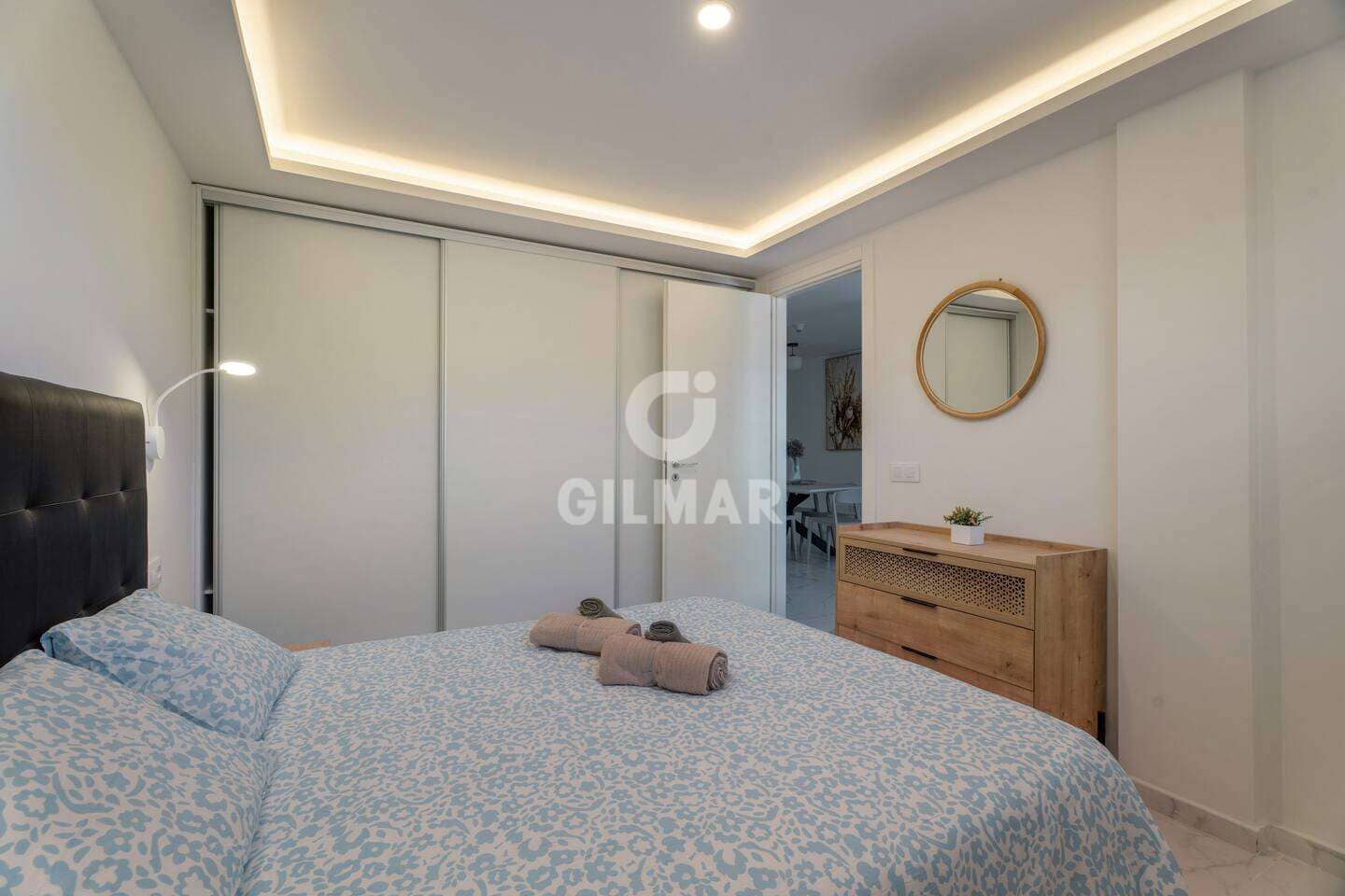 Piso de 2 habitaciones en Los Cristianos en venta con piscina - 289.000 € (Ref: 9415058)