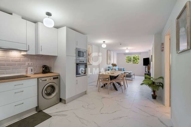 Piso de 2 habitaciones en Los Cristianos, Arona en venta con piscina - 289.000 € (Ref: 9415058)