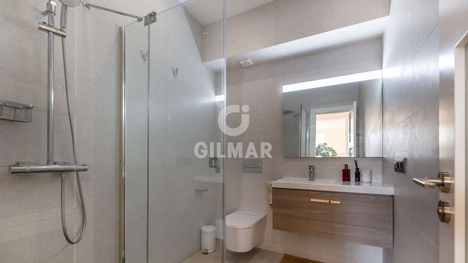 2 soverom Leilighet til salgs i Las Palmas de Gran Canaria - € 435 000 (Ref: 9417621)