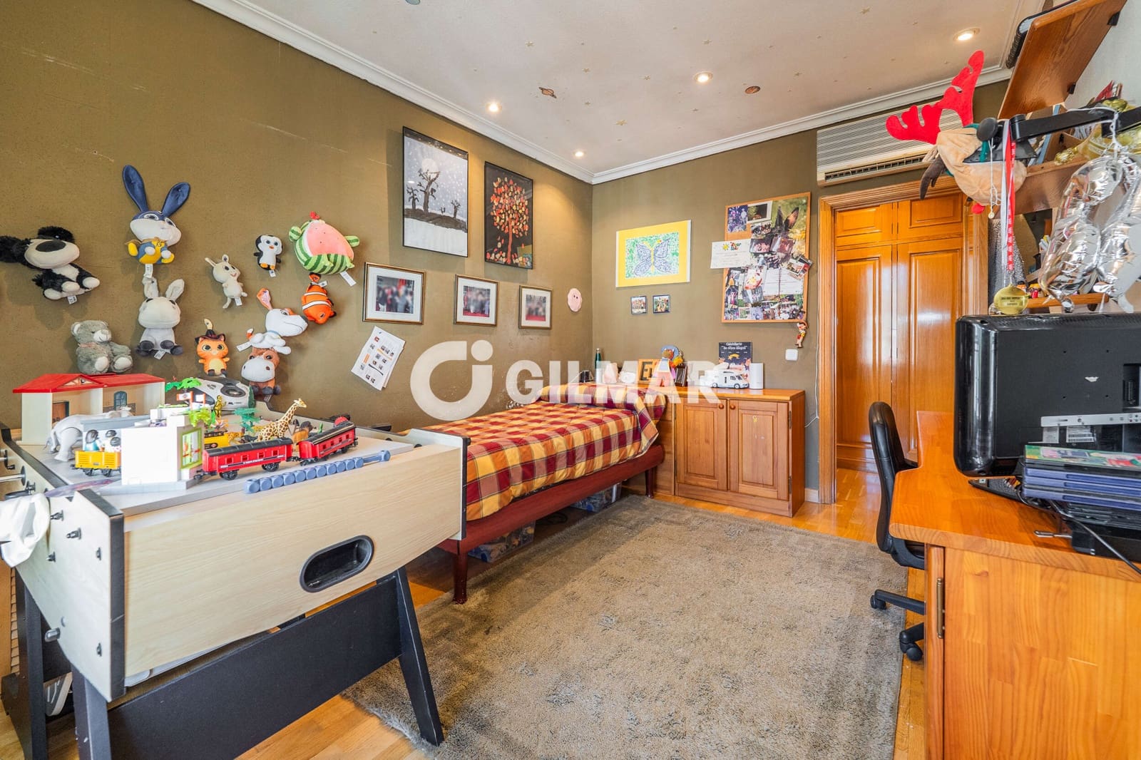 4 soveværelse Penthouse til salg i Madrid by - € 1.795.000 (Ref: 9421677)