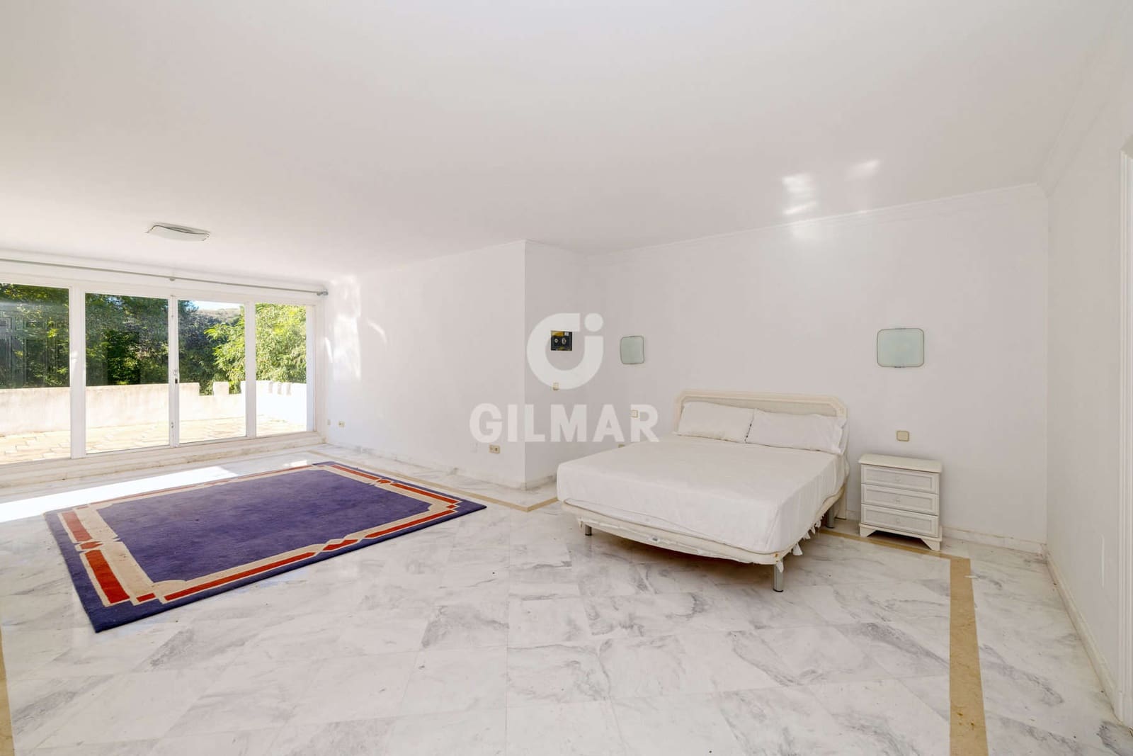 4 sypialnia Willa na sprzedaż w El Paraiso - 1 850 000 € (Ref: 9424026)