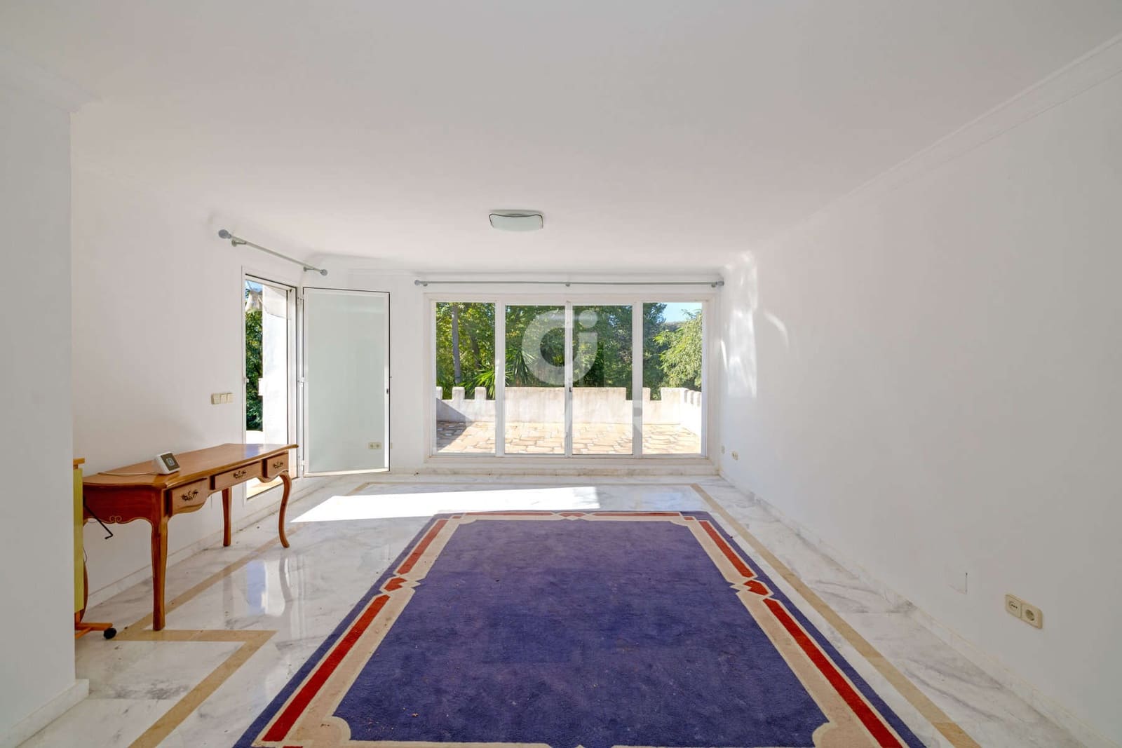 4 sypialnia Willa na sprzedaż w El Paraiso - 1 850 000 € (Ref: 9424026)