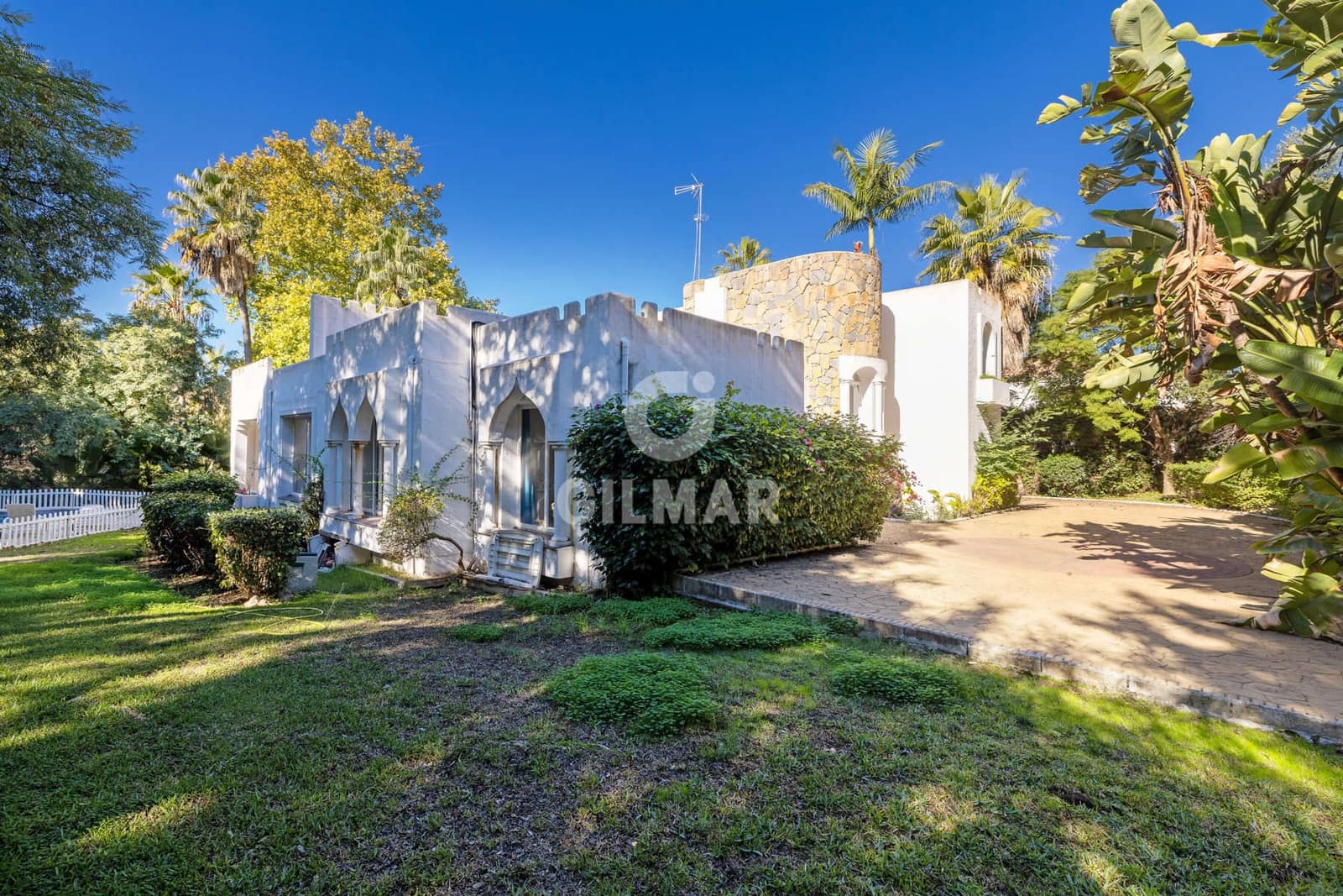 4 sypialnia Willa na sprzedaż w El Paraiso - 1 850 000 € (Ref: 9424026)