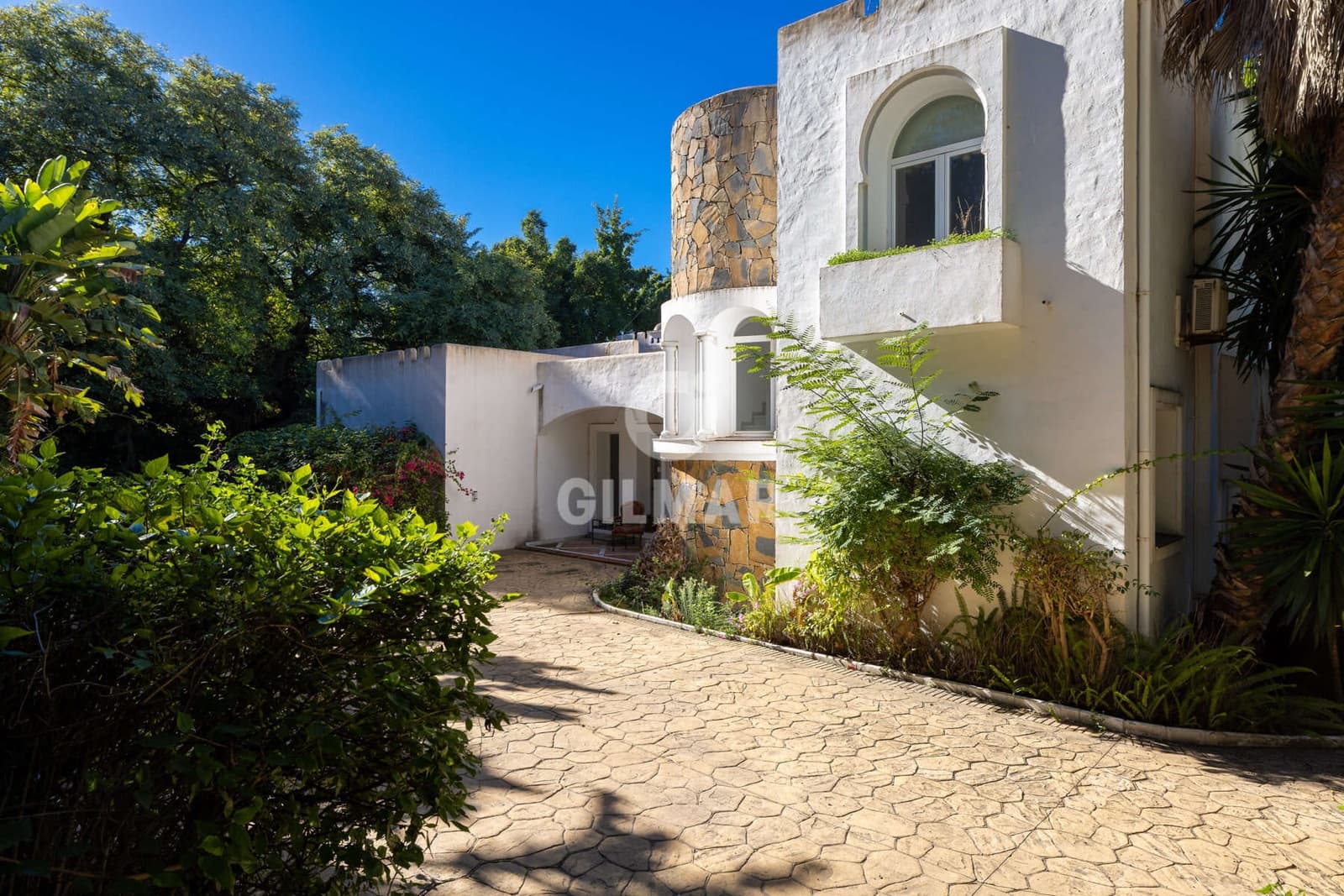 4 sypialnia Willa na sprzedaż w El Paraiso - 1 850 000 € (Ref: 9424026)