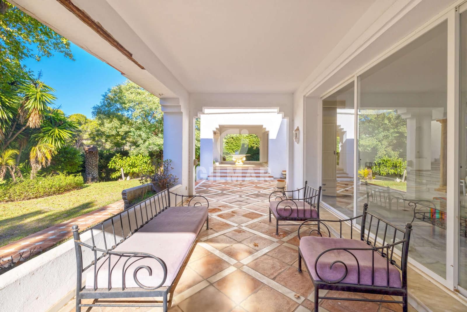 4 sypialnia Willa na sprzedaż w El Paraiso - 1 850 000 € (Ref: 9424026)