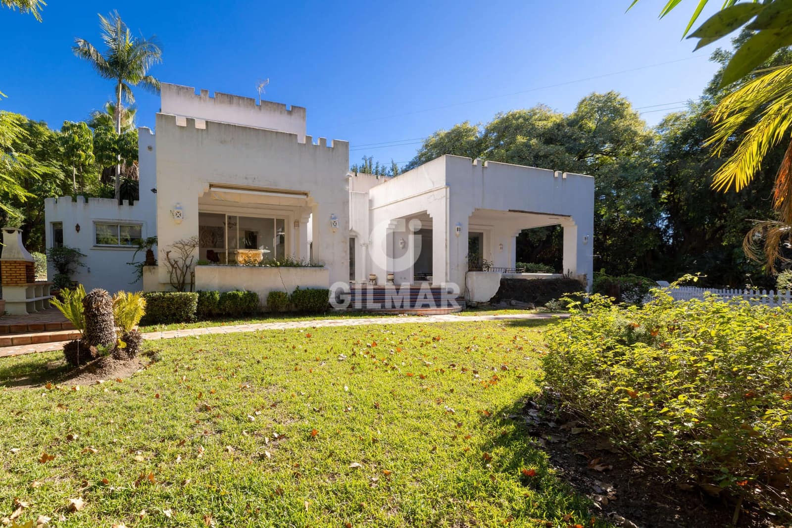 4 sypialnia Willa na sprzedaż w El Paraiso - 1 850 000 € (Ref: 9424026)