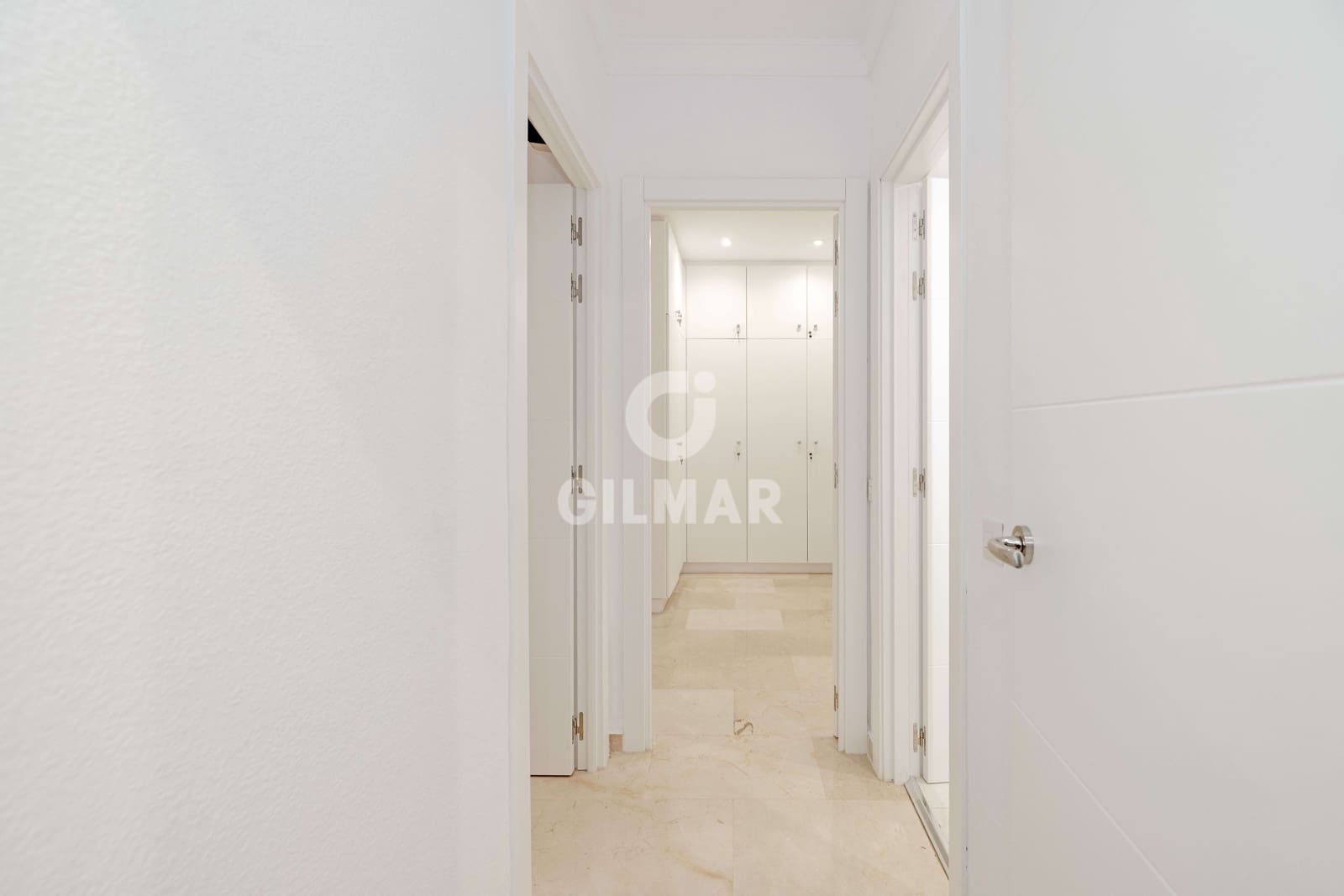 3 soverom Leilighet til salgs i Marbella med svømmebasseng garasje - € 790 000 (Ref: 9424109)