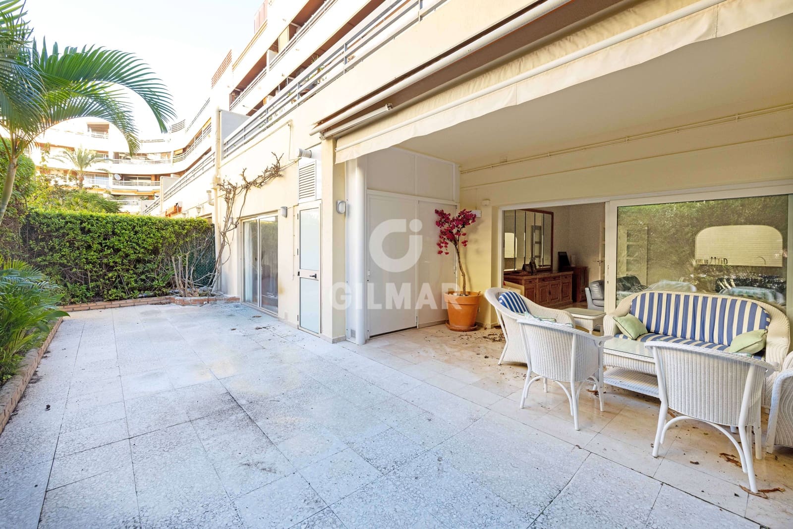 3 soverom Leilighet til salgs i Marbella med svømmebasseng garasje - € 790 000 (Ref: 9424109)