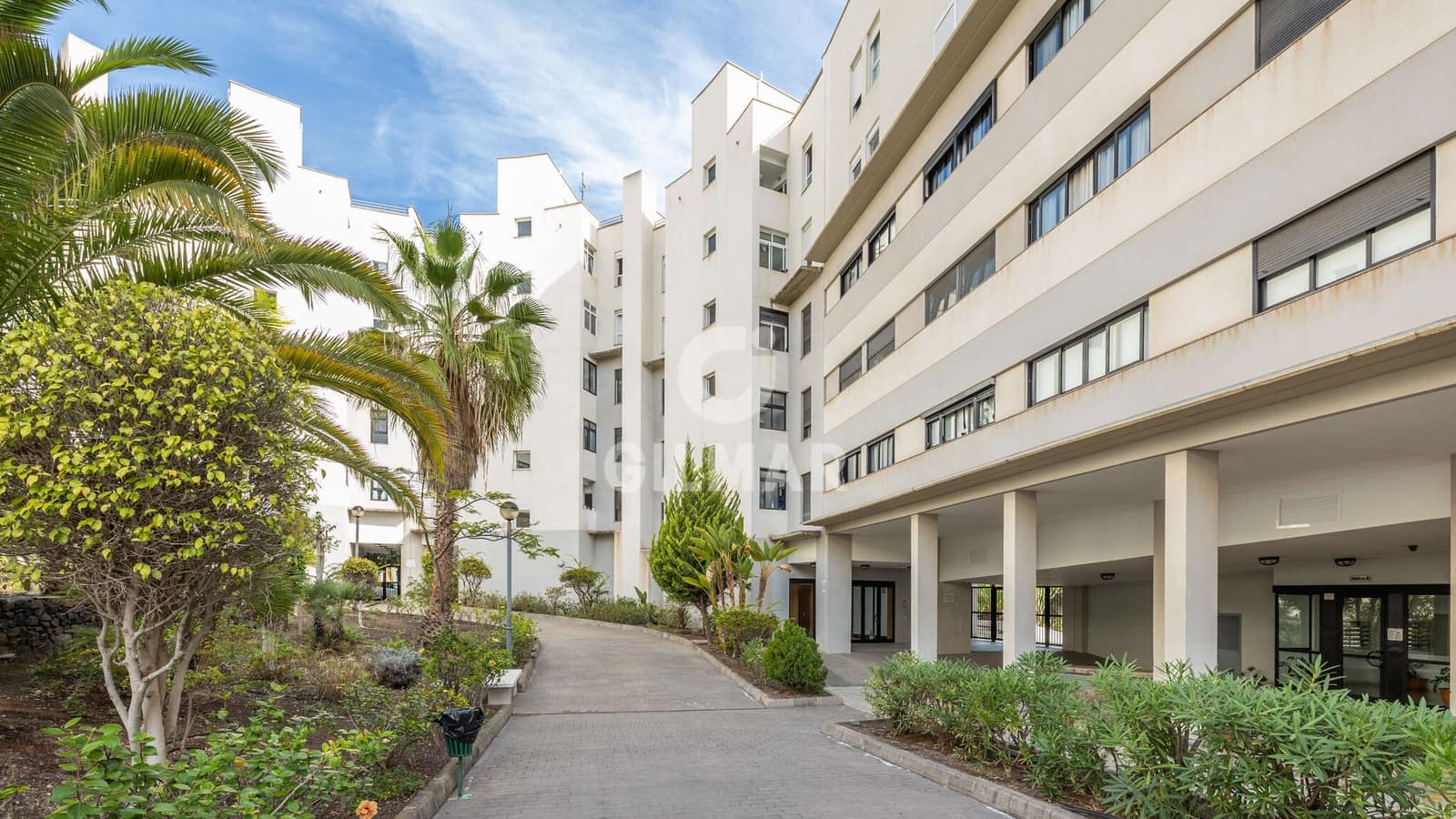 2 slaapkamer Flat te koop in Las Palmas de Gran Canaria met garage - € 325.000 (Ref: 9426243)