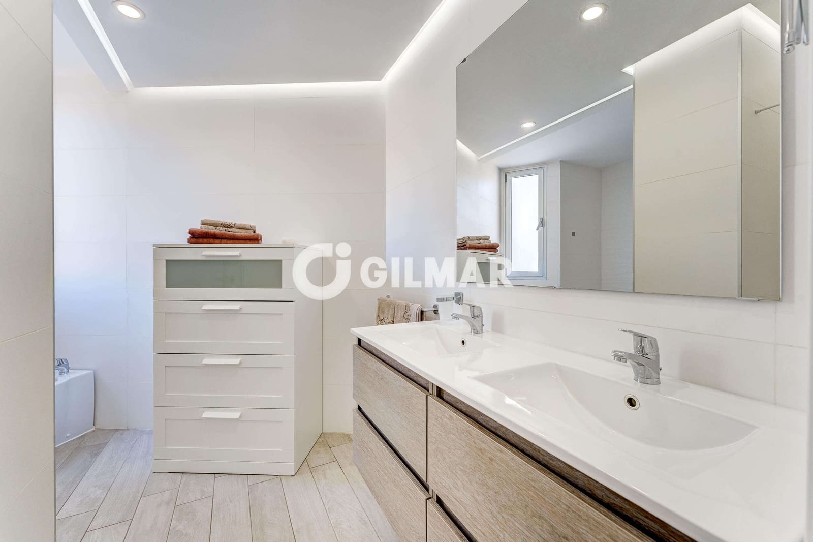 3 sovrum Lägenhet till salu i Playa Paraiso med pool garage - 630 000 € (Ref: 9429039)