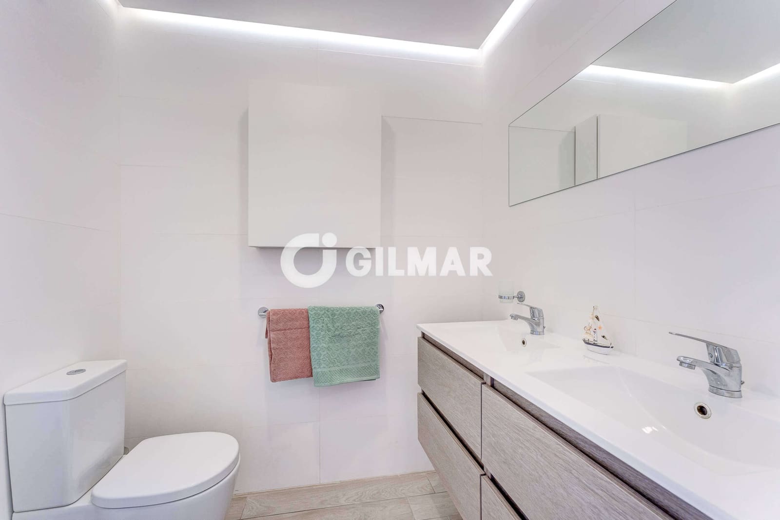 3 sovrum Lägenhet till salu i Playa Paraiso med pool garage - 630 000 € (Ref: 9429039)