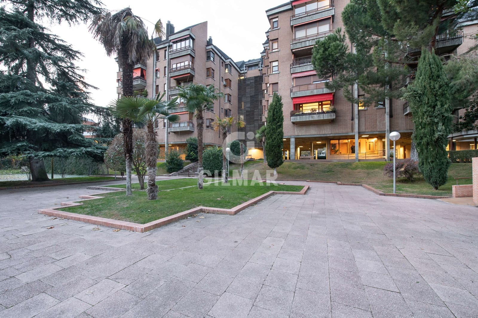 5 slaapkamer Flat te koop in Madrid stad met zwembad garage - € 1.500.000 (Ref: 9429471)