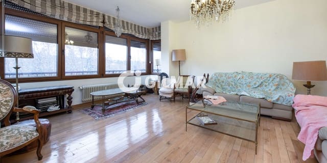 5 soveværelse Lejlighed til salg i Fuentelareina, Madrid by med swimmingpool garage - € 1.290.000 (Ref: 9429471)
