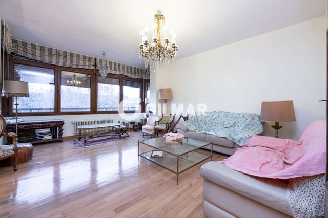 5 soveværelse Lejlighed til salg i Fuentelareina, Madrid by med swimmingpool garage - € 1.290.000 (Ref: 9429471)