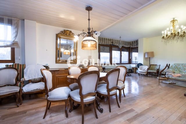 5 soveværelse Lejlighed til salg i Fuentelareina, Madrid by med swimmingpool garage - € 1.290.000 (Ref: 9429471)