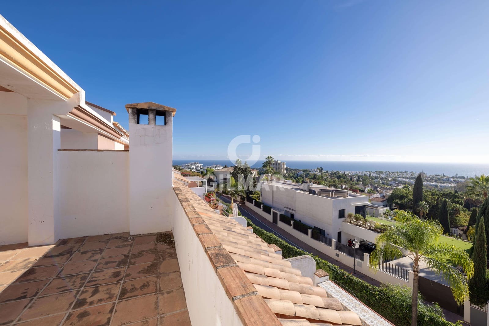 3 slaapkamer Rijtjeshuis te koop in Marbella met zwembad garage - € 790.000 (Ref: 9432818)
