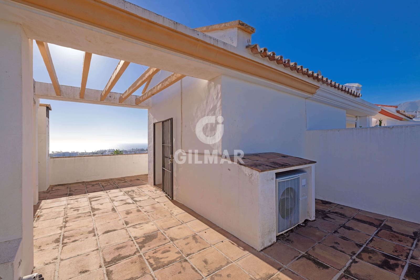 3 slaapkamer Rijtjeshuis te koop in Marbella met zwembad garage - € 790.000 (Ref: 9432818)