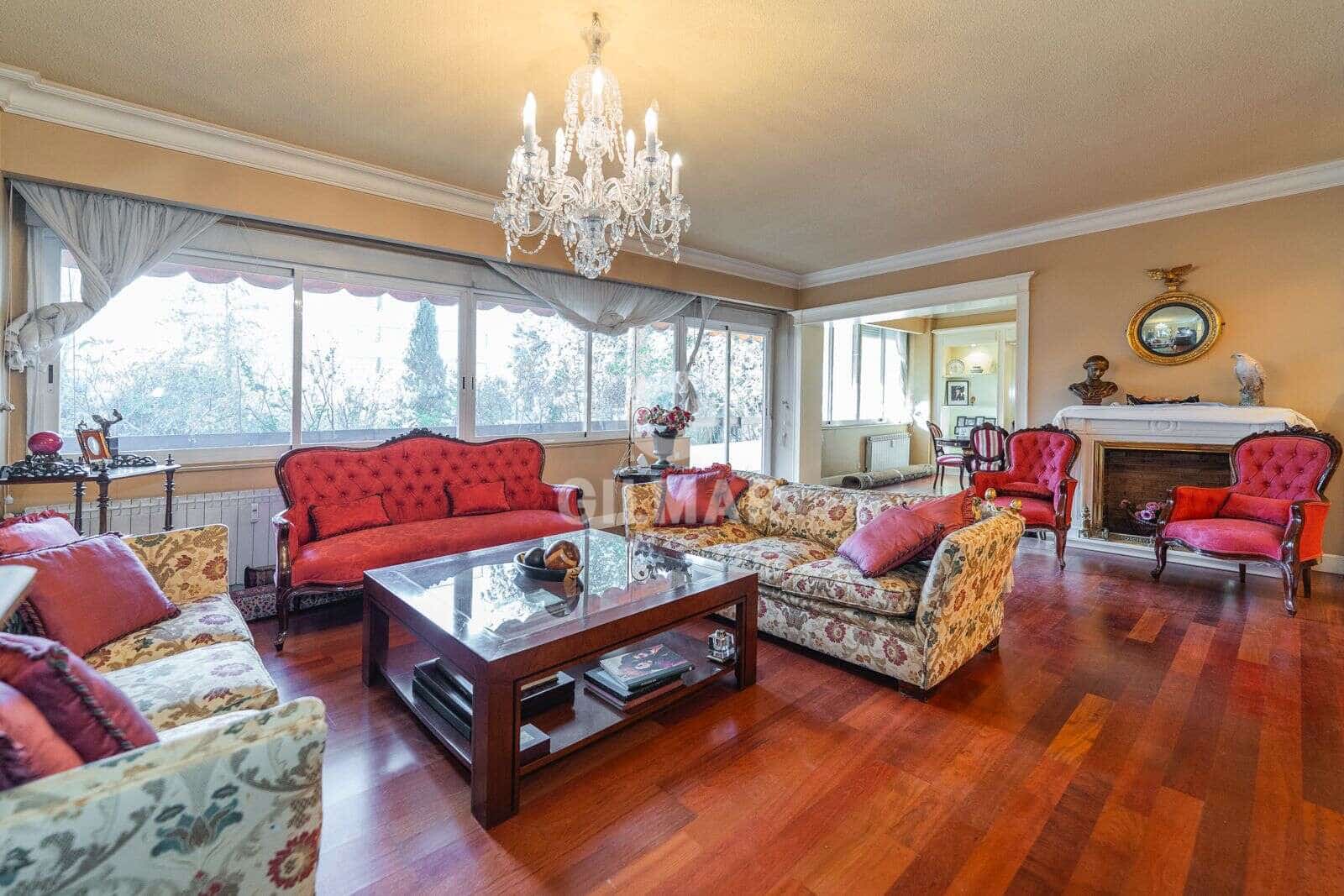 6 soverom Leilighet til salgs i Madrid by med svømmebasseng garasje - € 1 490 000 (Ref: 9435027)