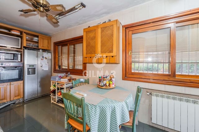 7 quarto Moradia Geminada para venda em Peñagrande, Madrid cidade com piscina garagem - 1 490 000 € (Ref: 9436516)