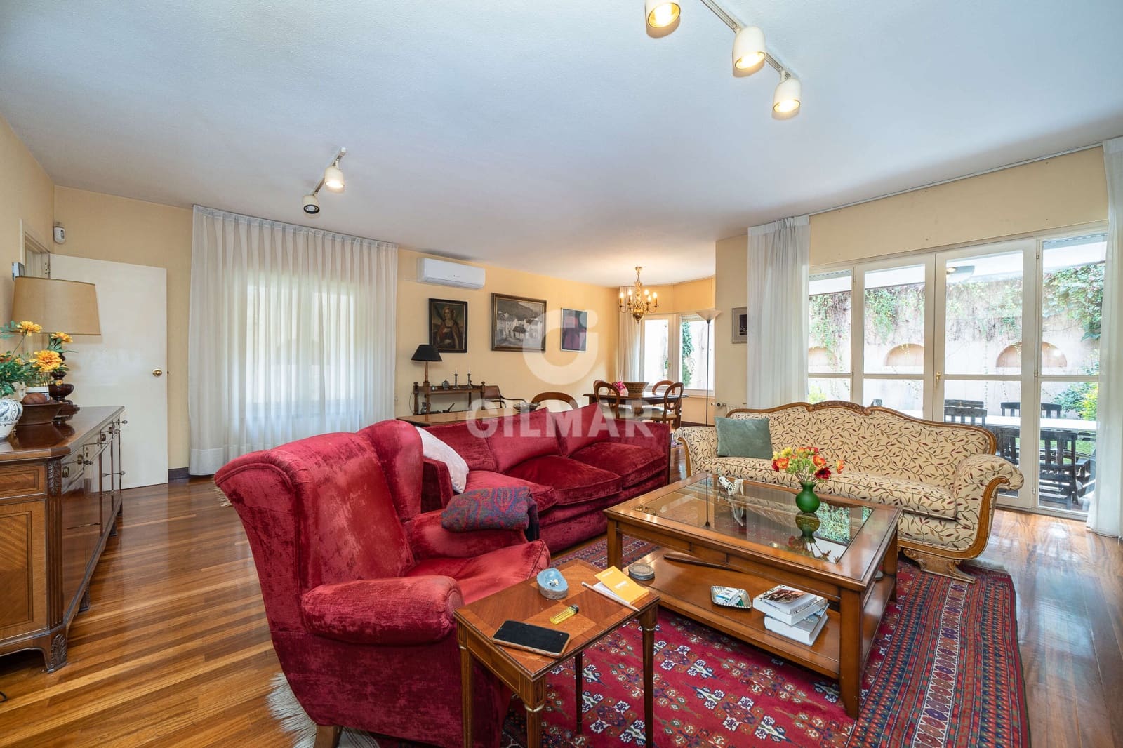 5 bedroom Terraced Villa for sale in Madrid city with pool garage - € 1,849,000 (Ref: 9444546)