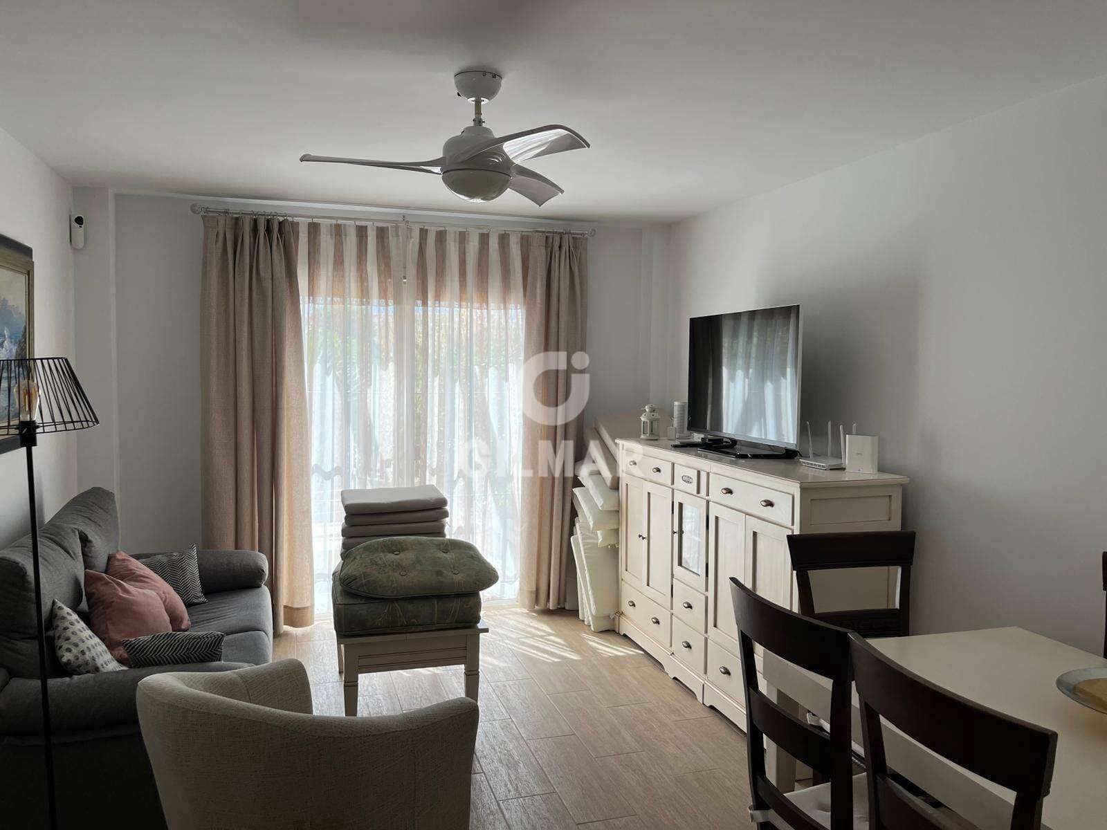 3 soveværelse Semi-Rækkehus til salg i Zahara de los Atunes med swimmingpool garage - € 465.000 (Ref: 9445467)