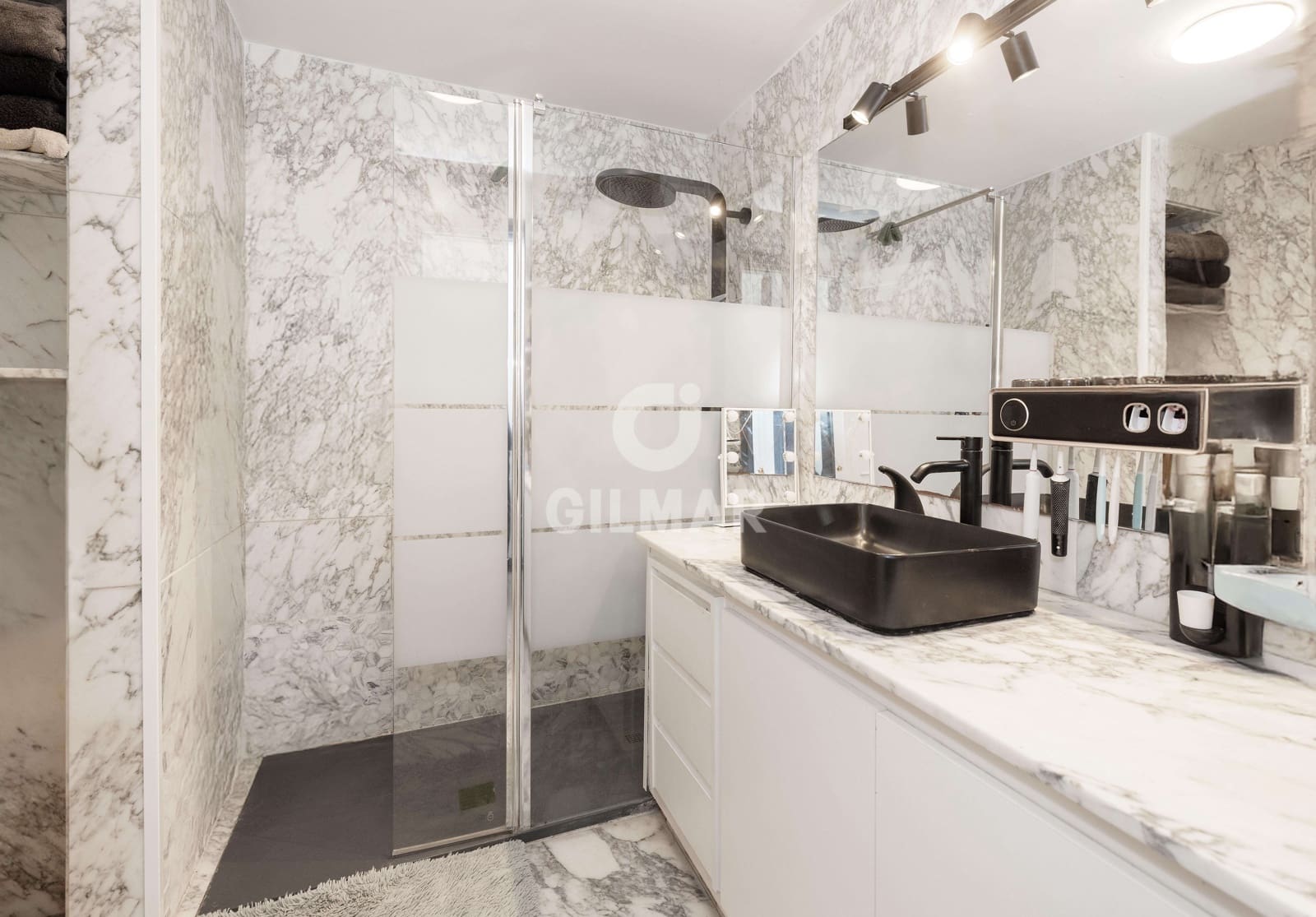 3 soveværelse Lejlighed til salg i Marbella med garage - € 790.000 (Ref: 9447311)