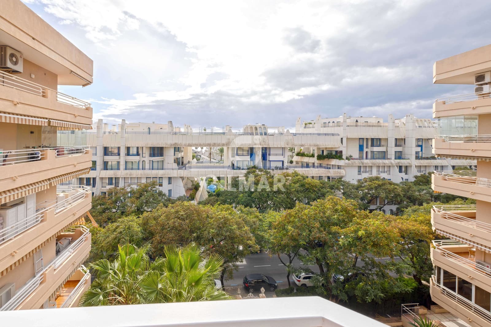 3 soveværelse Lejlighed til salg i Marbella med garage - € 790.000 (Ref: 9447311)