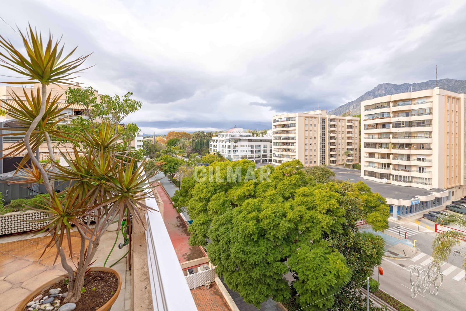 3 soveværelse Lejlighed til salg i Marbella med garage - € 790.000 (Ref: 9447311)