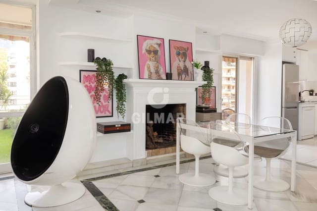 3 soveværelse Lejlighed til salg i Playa de Fontanilla, Marbella med garage - € 790.000 (Ref: 9447311)