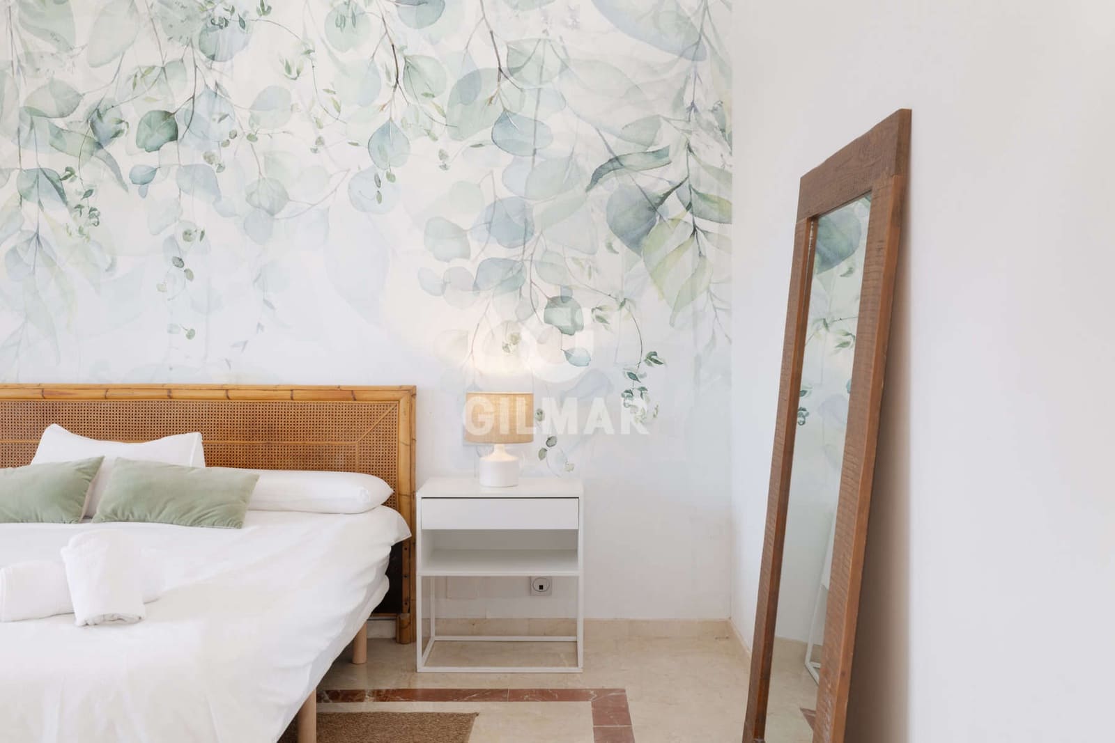 3 bedroom Flat for sale in Sotogrande with garage - € 550,000 (Ref: 9449389)