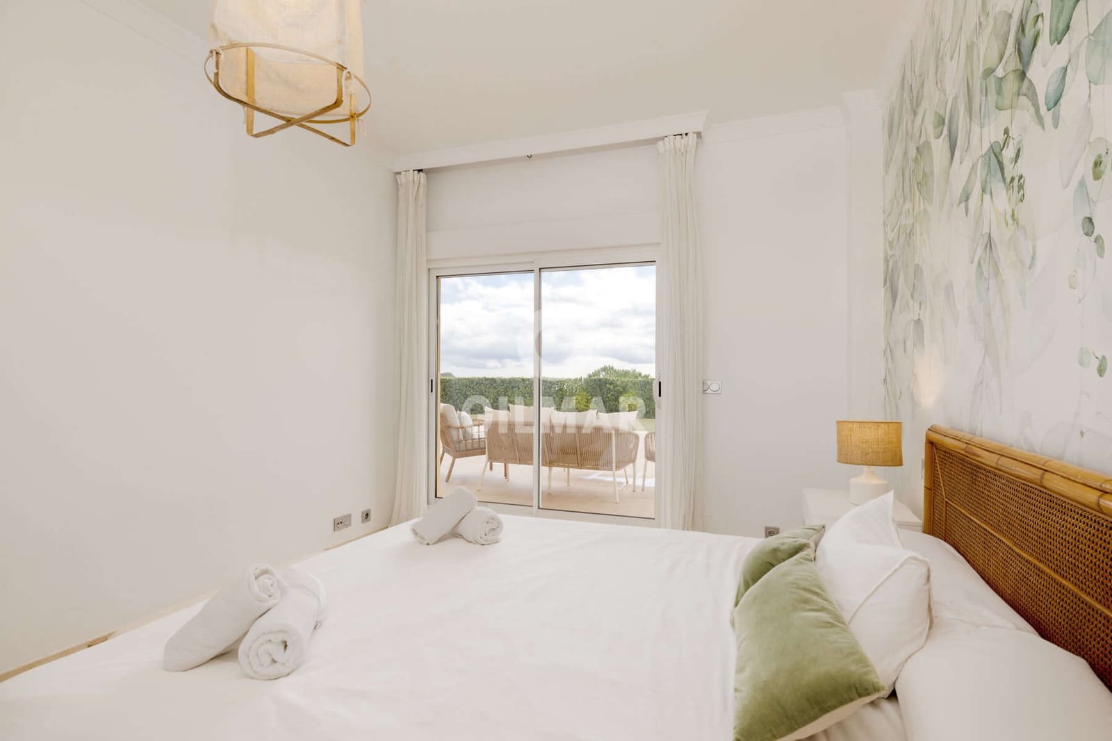 3 bedroom Flat for sale in Sotogrande with garage - € 550,000 (Ref: 9449389)