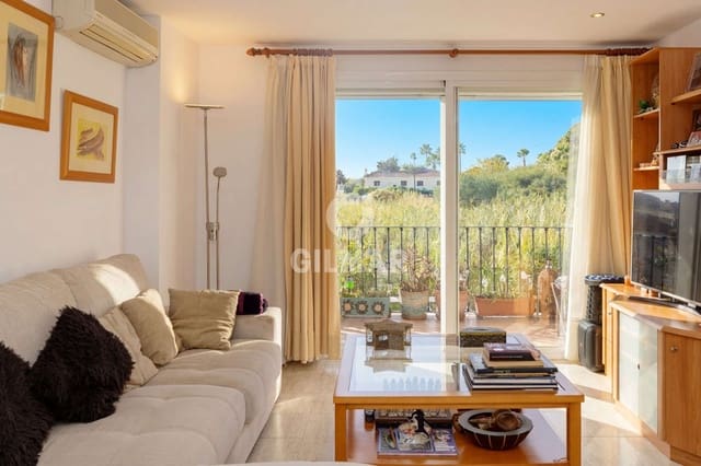 3 quarto Apartamento para venda em Estepona - 300 000 € (Ref: 9451096)
