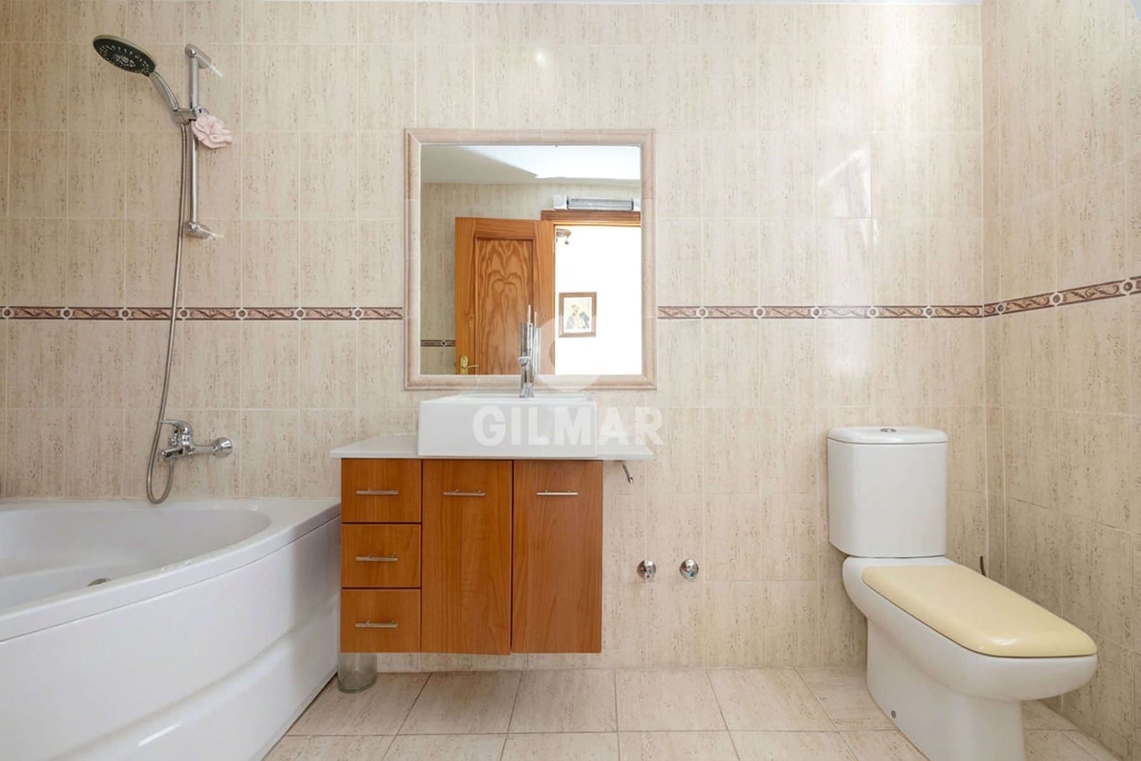 3 soverom Leilighet til salgs i Estepona - € 300 000 (Ref: 9451096)