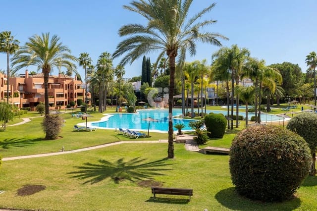 4 soverom Penthouse til salgs i Atalaya-Isdabe, Estepona med garasje - € 1 290 000 (Ref: 9451097)
